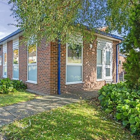Vila Brand New 1-Bed Flat With Free Parking Nottingham Exteriér fotografie
